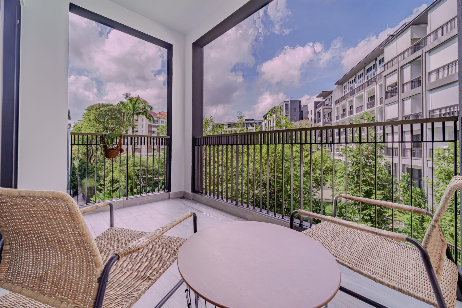 Timah Rante Haus Curator | D21 Clementi Park / Upper Bukit Timah Condo | Rifle ...